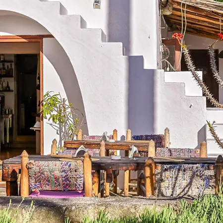 Ξενοδοχείο με διαμερίσματα Ravino Secret Retreat