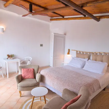 Ravino Secret Retreat Апарт-готель